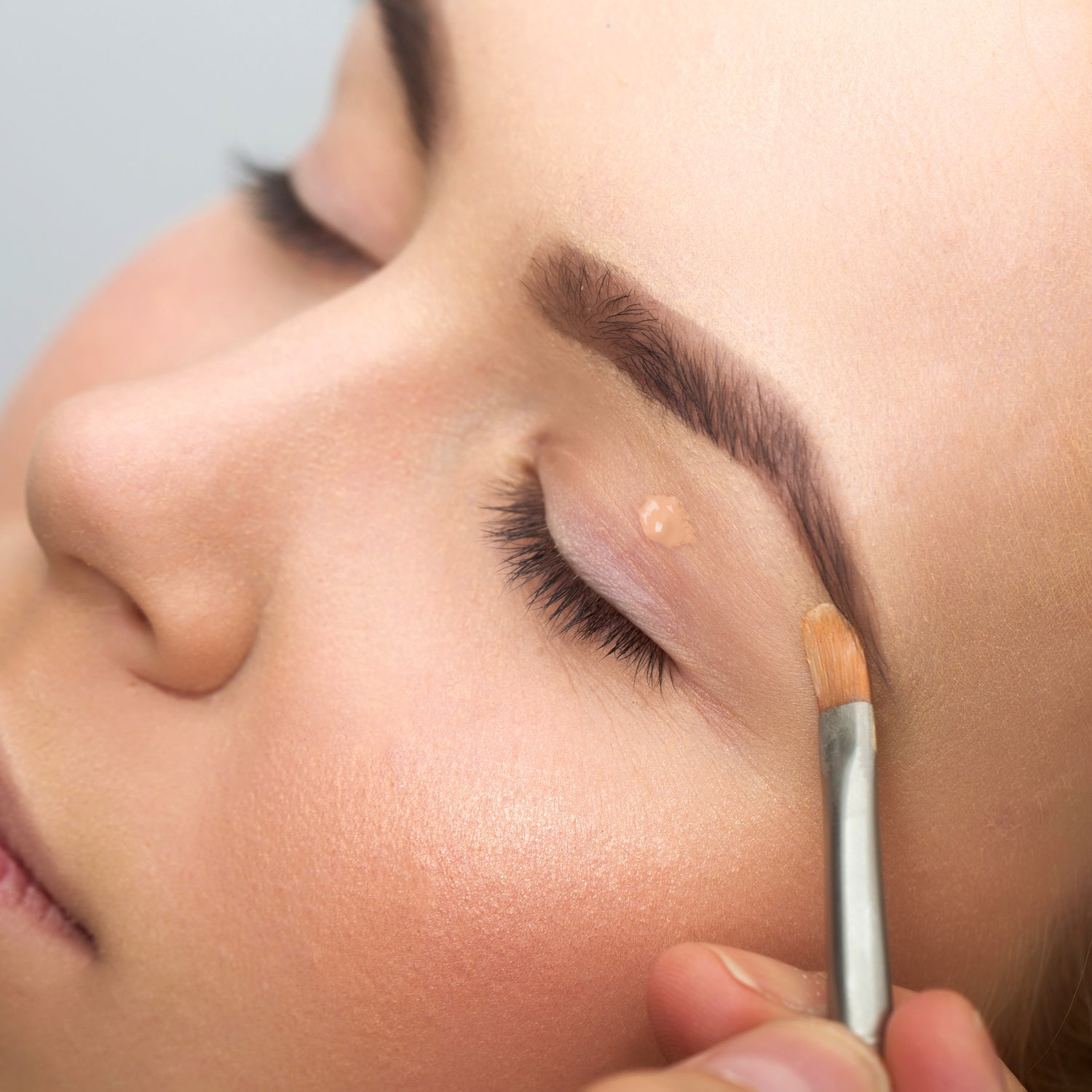 SMOOTH Blender and Concealer Brush Pair - AmazingCosmetics