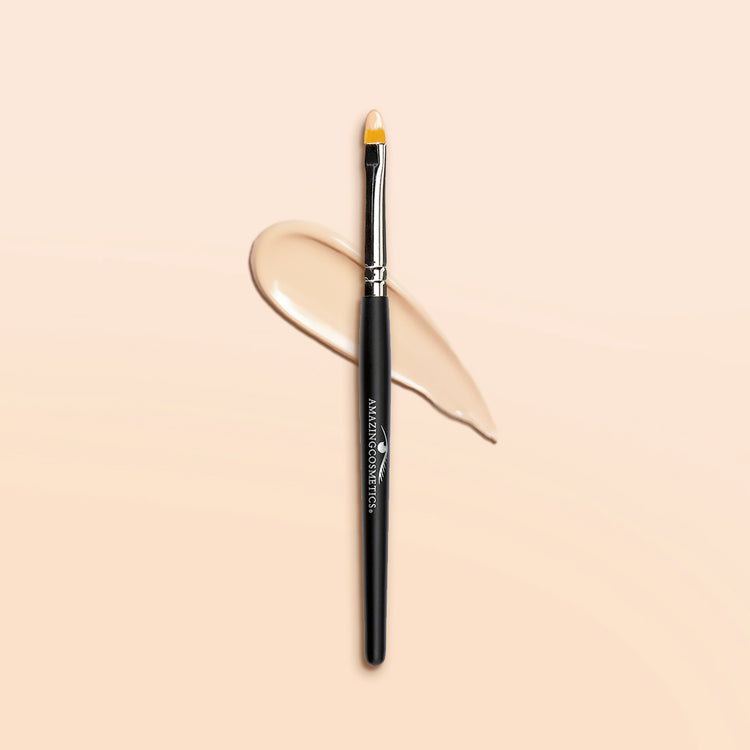 Concealer brush with concealer swatch