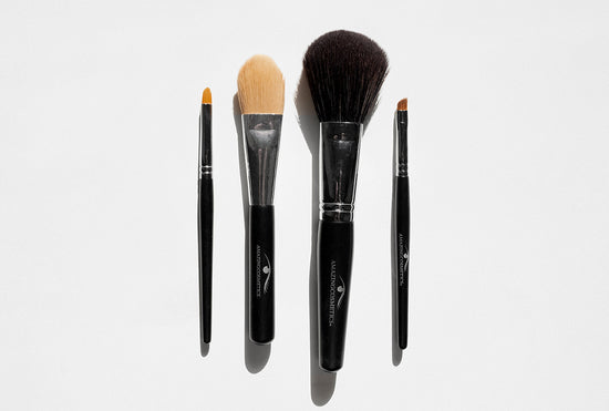 A Guide To Makeup Brushes